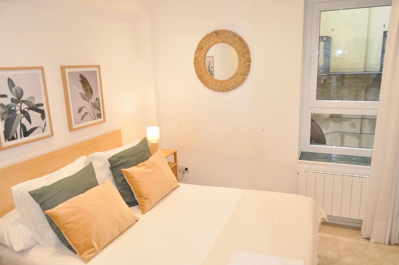 Mirador Catedral De Santiago Apartment Bilbao Luaran gambar