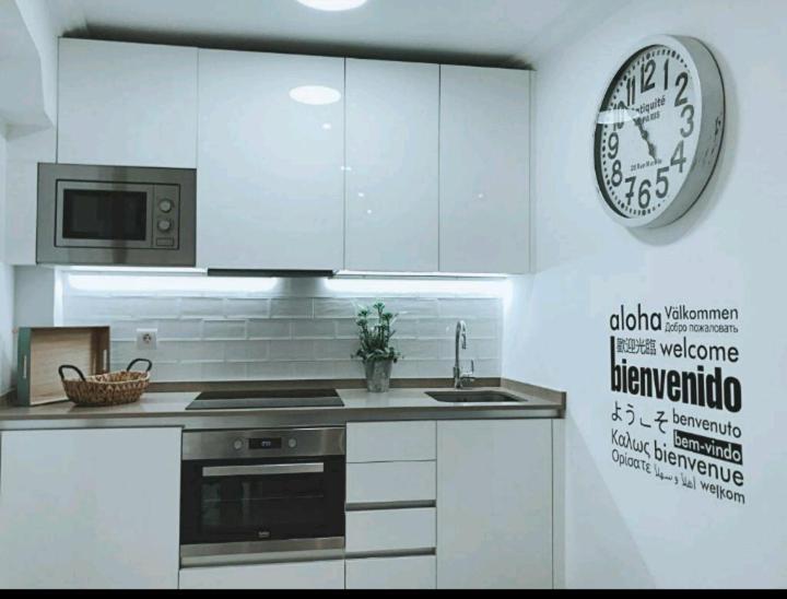 Mirador Catedral De Santiago Apartment Bilbao Bilik gambar